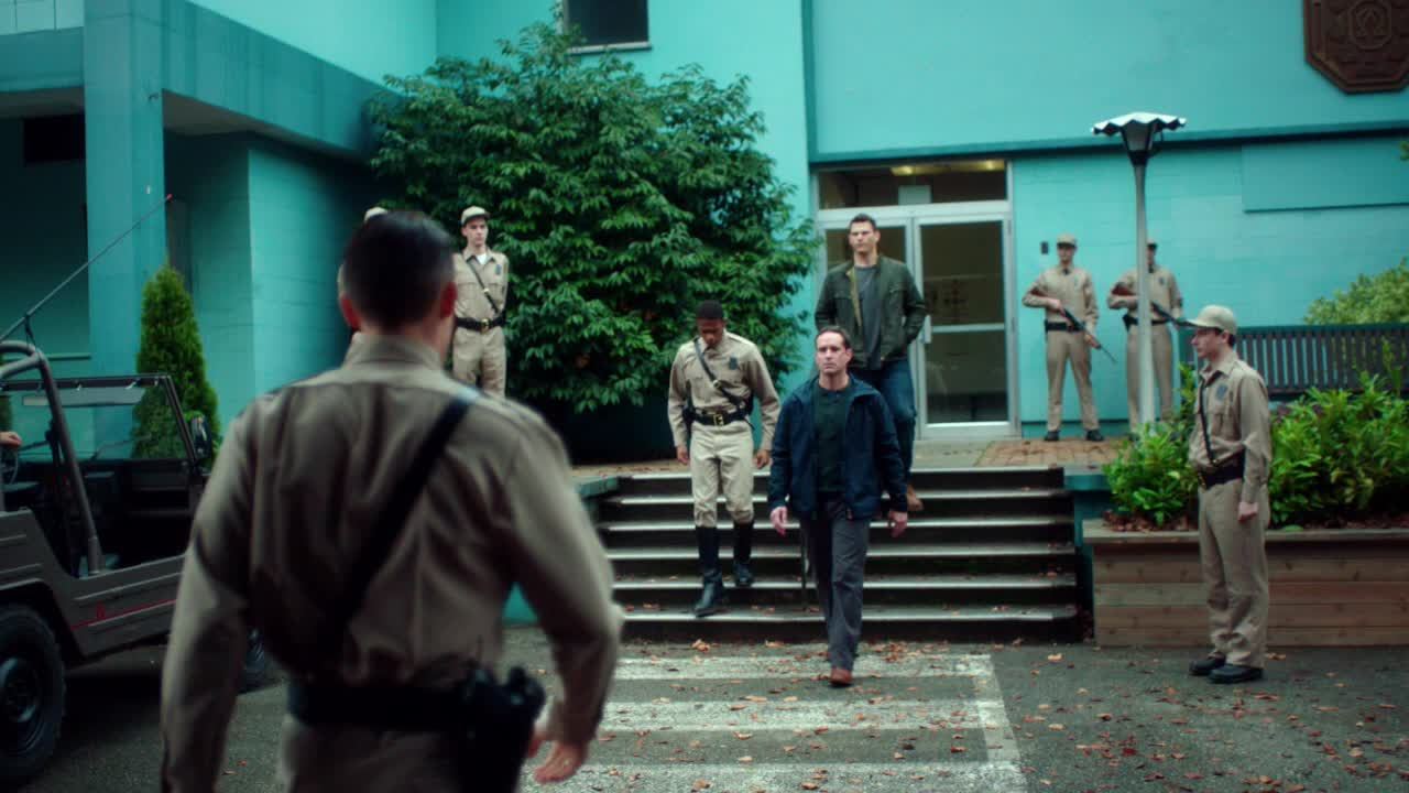 ფიჭვები / Wayward Pines